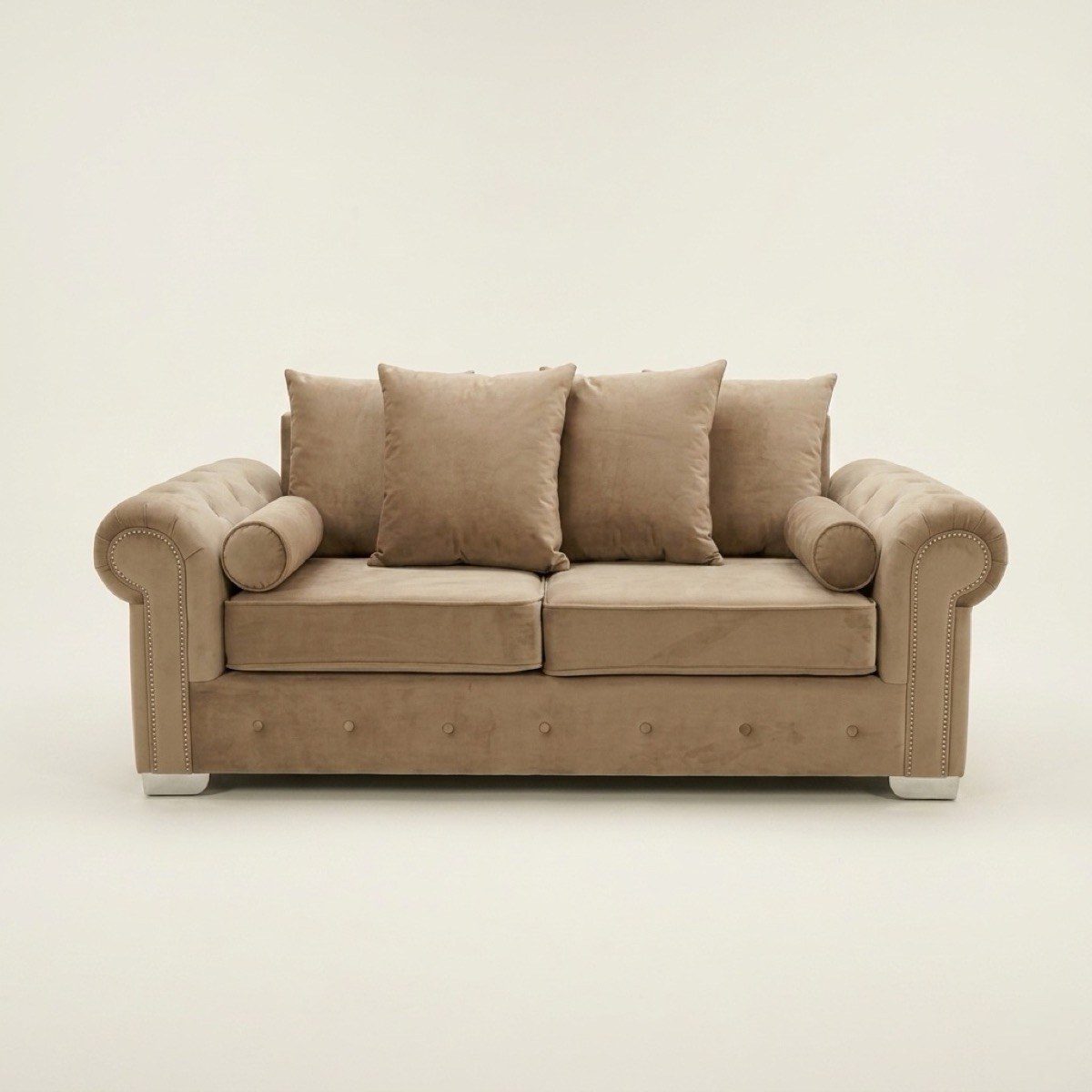 Elaska sofa, view 2